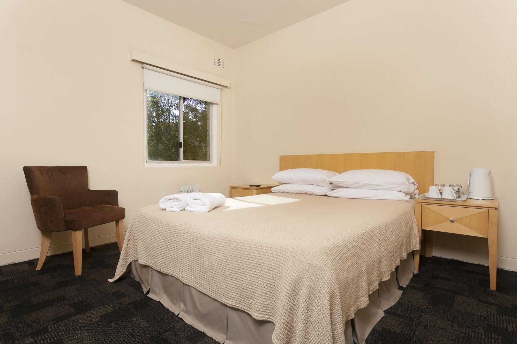 Shortland Budget Accommodation Jesmond Exterior photo