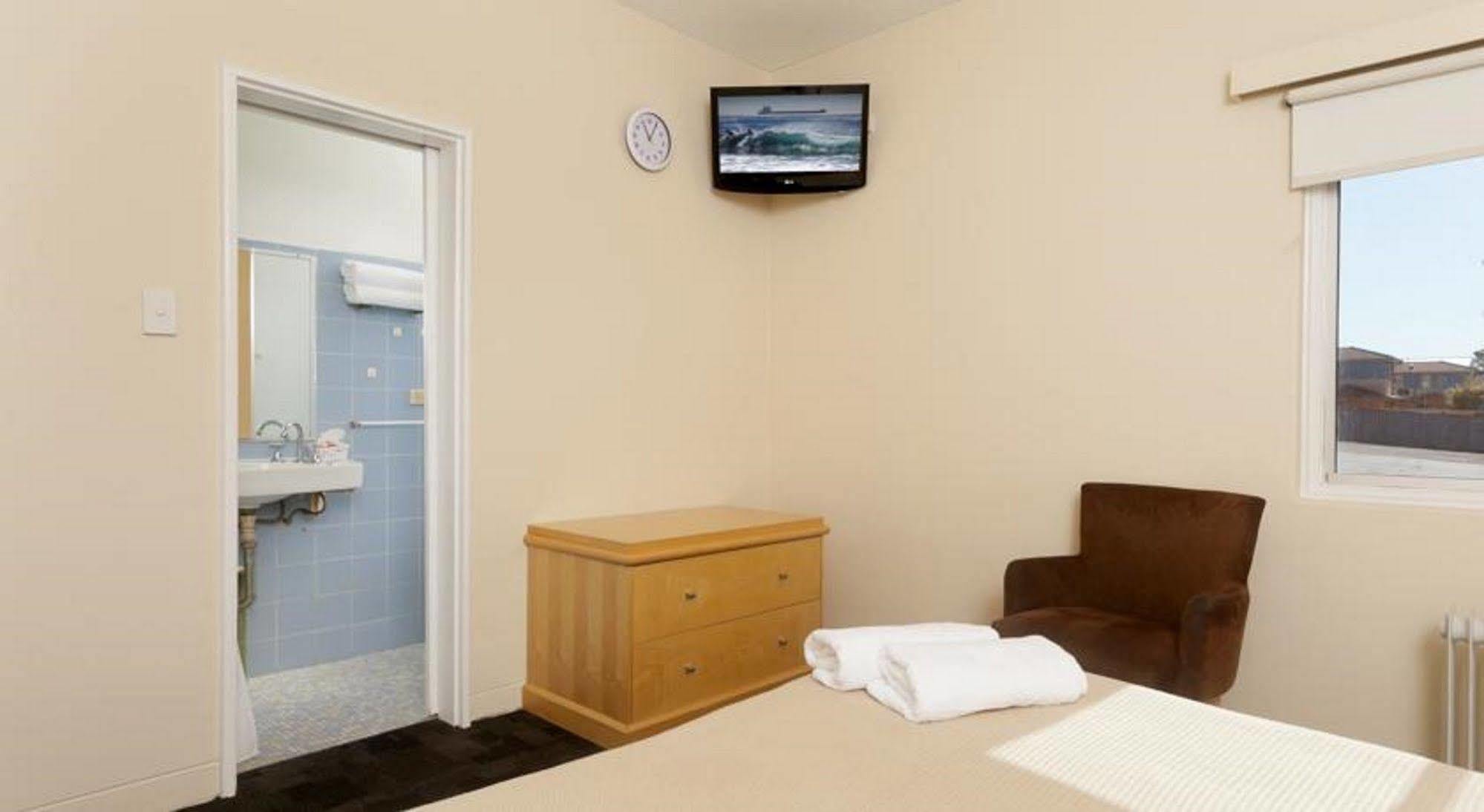 Shortland Budget Accommodation Jesmond Exterior photo